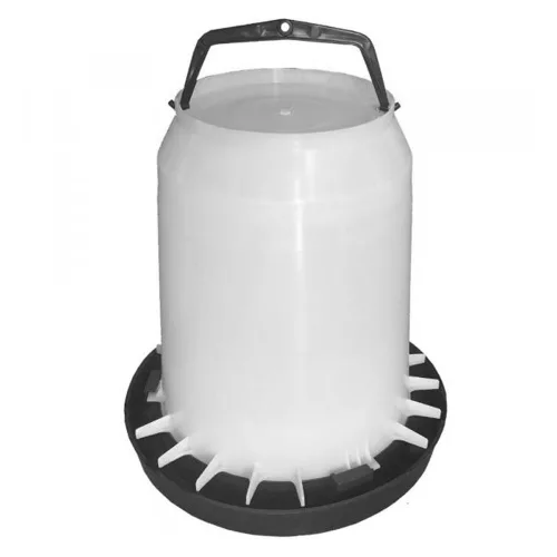 Csibe itató műanyag Garden 5 L