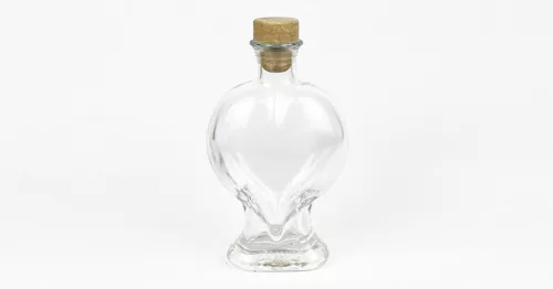 Szív alakú üveg 0,2L