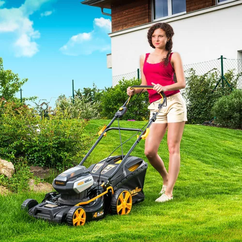 Fűnyíró önjáró akkus szénkefe nélküli motorral 4 az 1-ben, 40 V Riwall PRO RALM 4640 SPi (akku és töltő nélkül)