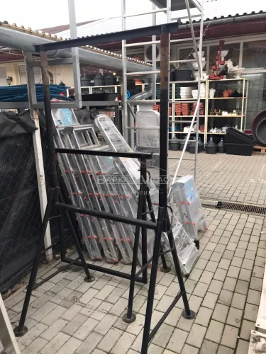 Kőművesbak erősített