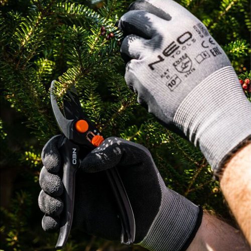 Metszőolló, mellévágó, teflon bevonat, állítható pengenyílás, 185mm Neo